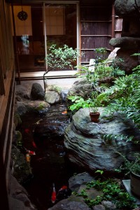 Art House Koi Pond. Perfect design to create a serene mood in your home. (Photo courtesy of flickr.com via Yu-Ta Lee)